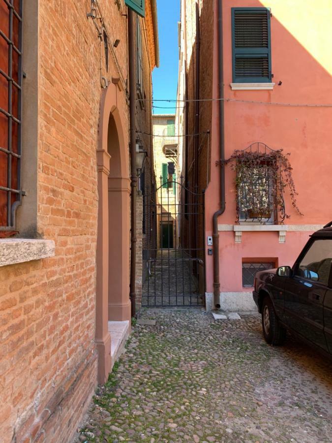 Vicolo Duelli Apartment Ferrara Exterior photo
